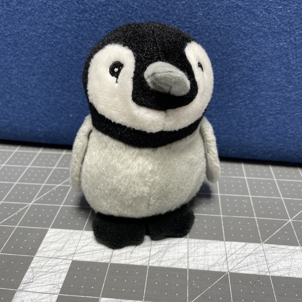 Wild Republic 4.5" Emperor Penguin Chick Plush 2012 Stuff Animal Embroidered Eye